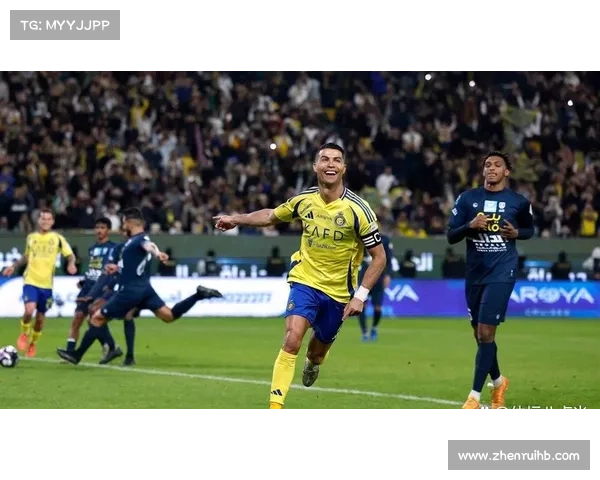 捷克前锋希季尔期待与C罗激烈对抗为球队争光