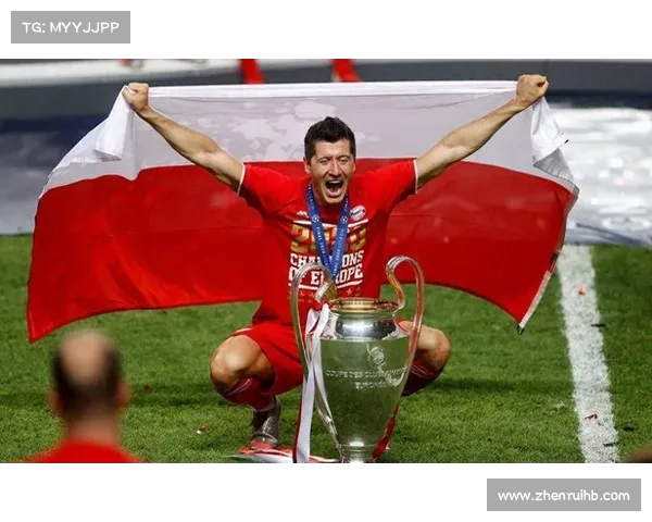 揭秘莱万如何从无名小将成长为欧洲足坛巨星并迈向巅峰的成名历程